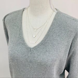 {Old Navy} Heather Grey Ribbed V-neck Shirt